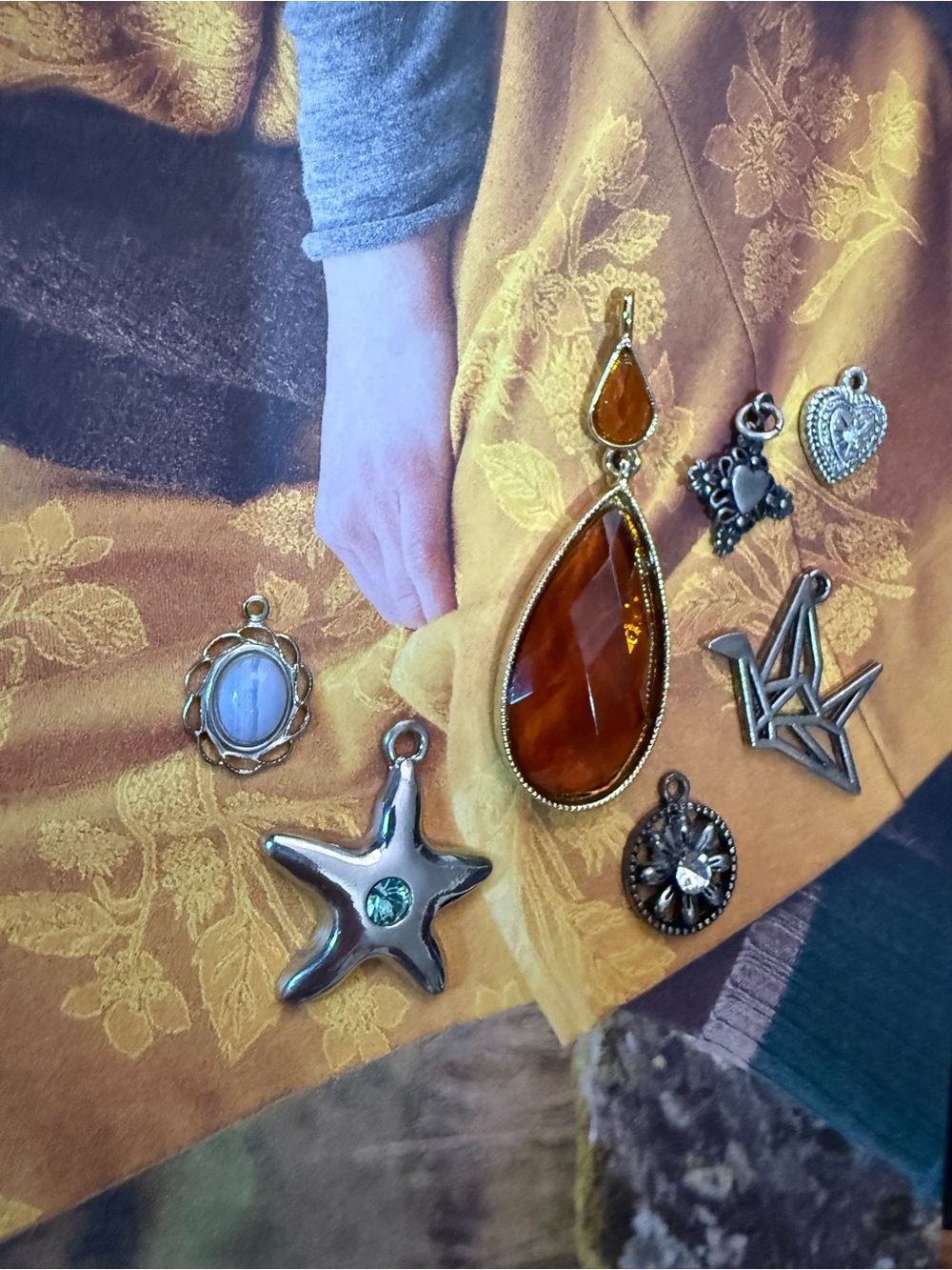 Pendant Bundle - Picture 2 of 3